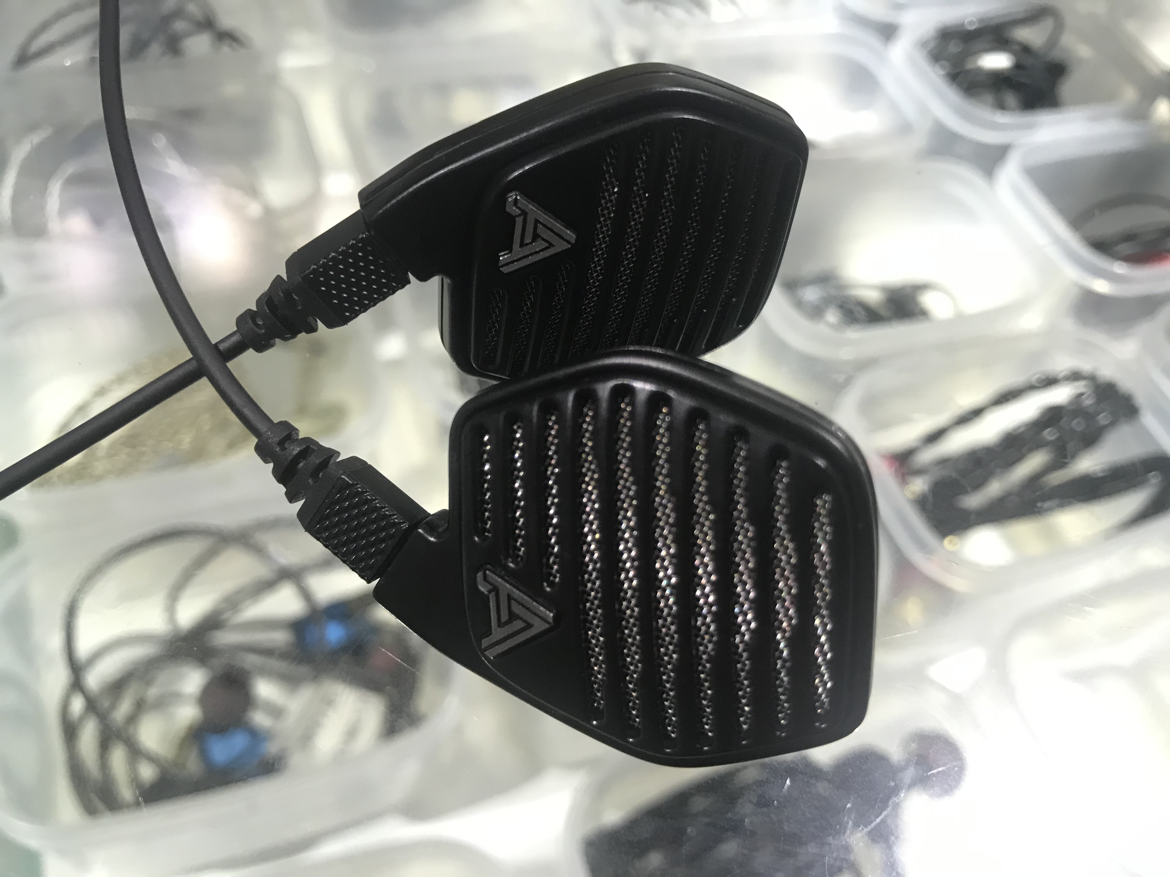 Audeze LCD-i3